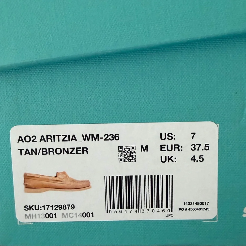 Aritzia x Sperry collab boat shoes with paracord laces